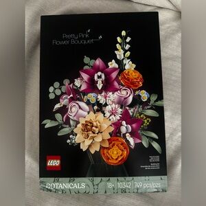 LEGO Pretty Pink Flower Bouquet — Pink, Purple, Orange, Cream, Green